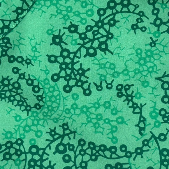 Patagonia Nine Trails Skirt Womens Green Floral Print w/ Built-in Shorts Size L - Picture 6 of 6